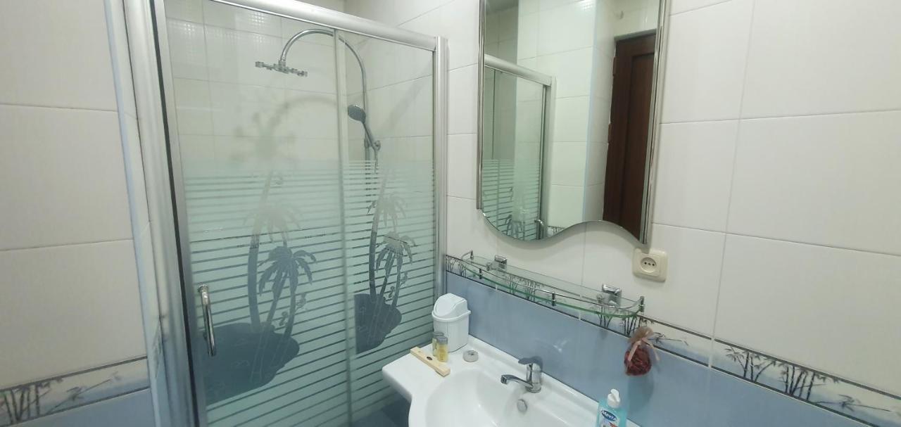 Guest House Yerevan Bagian luar foto