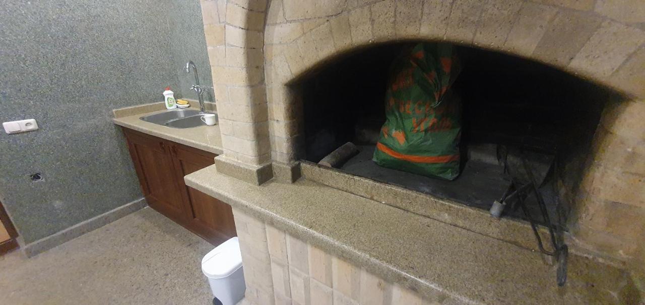 Guest House Yerevan Bagian luar foto