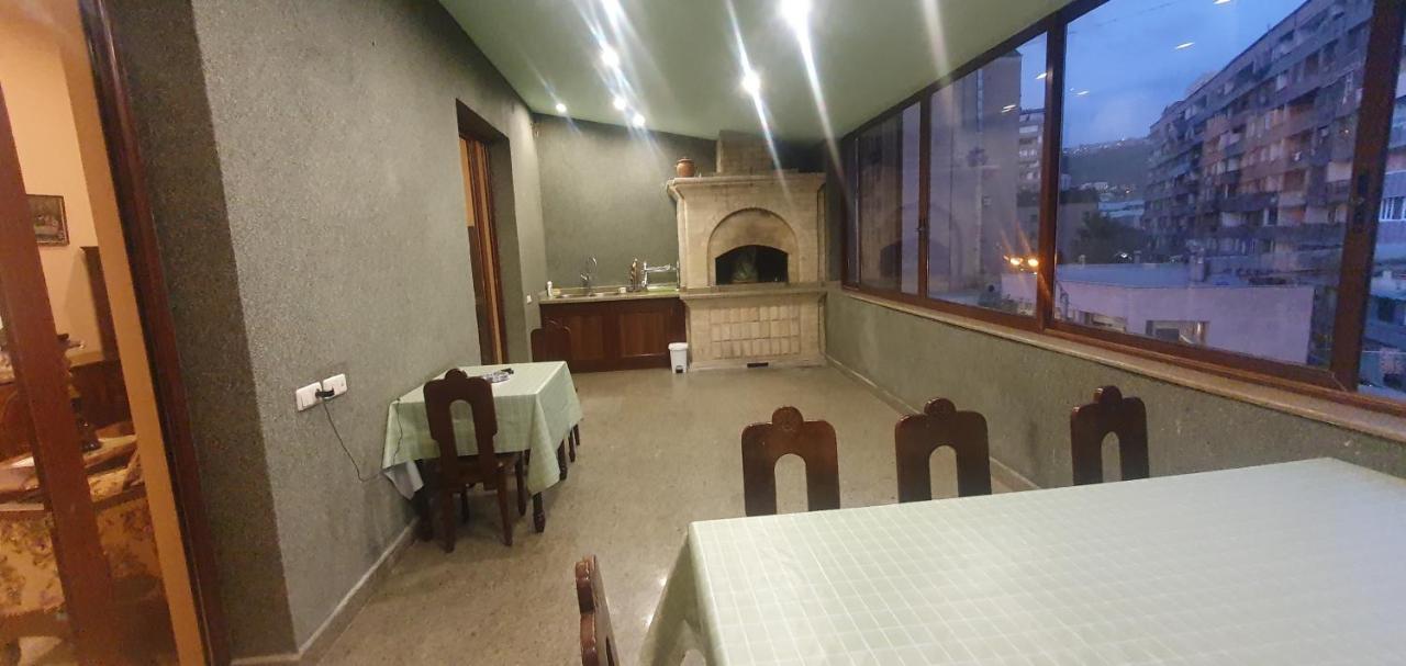 Guest House Yerevan Bagian luar foto