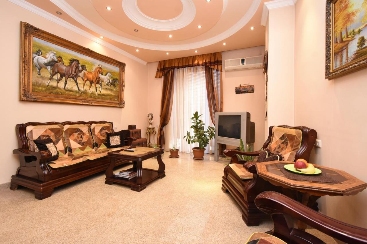 Guest House Yerevan Bagian luar foto