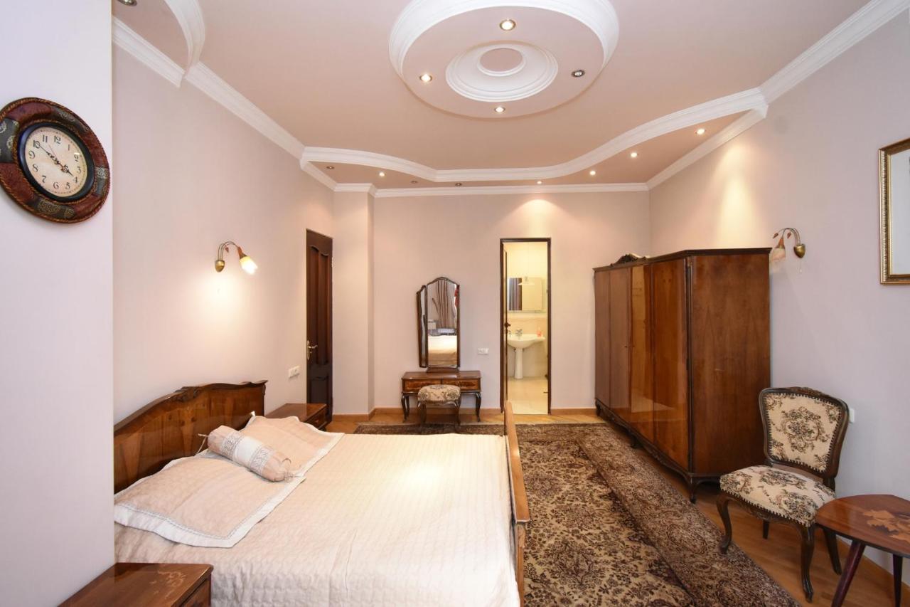 Guest House Yerevan Bagian luar foto