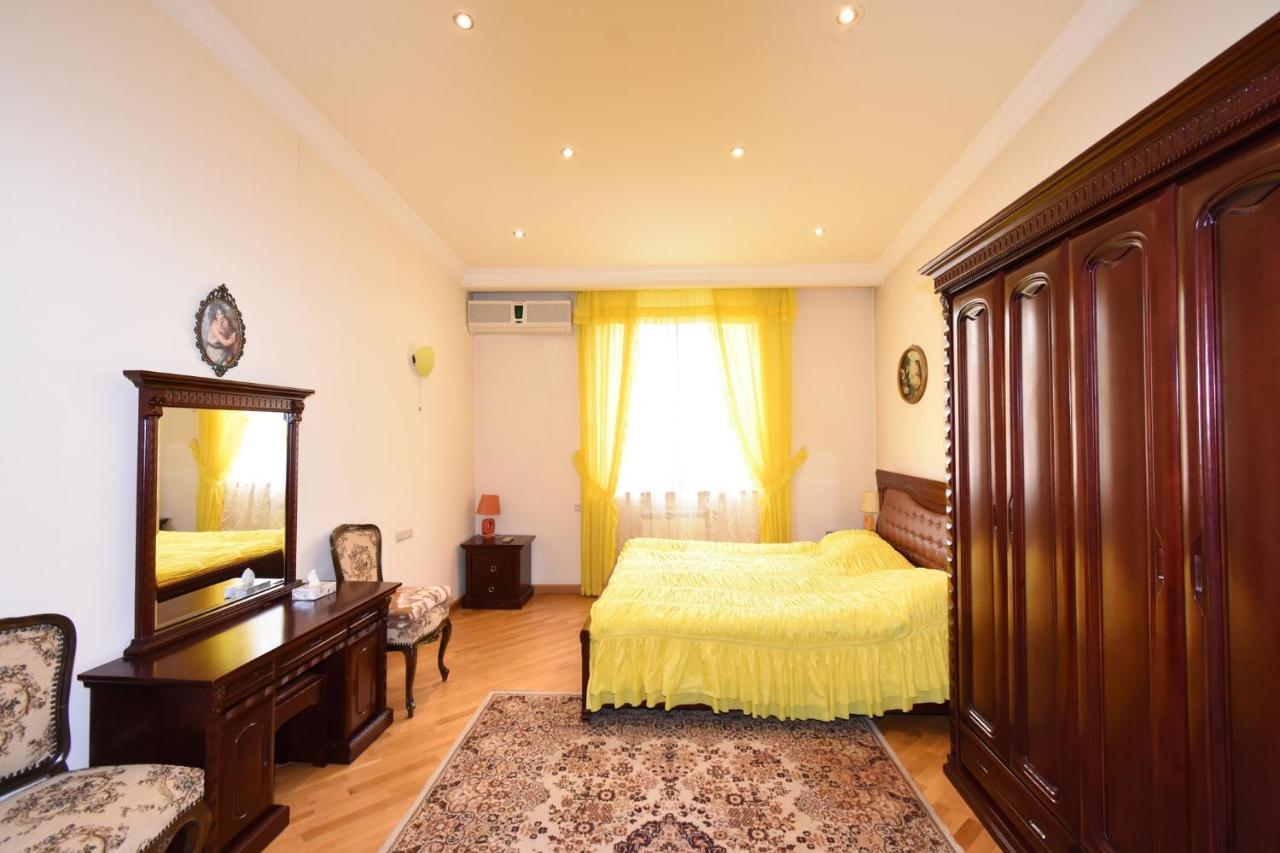 Guest House Yerevan Bagian luar foto