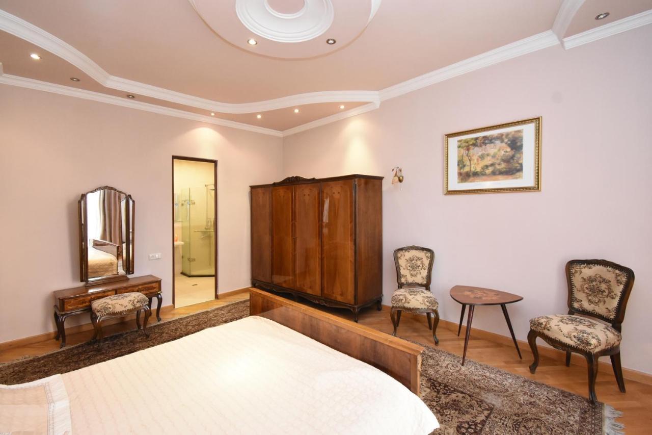 Guest House Yerevan Bagian luar foto
